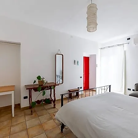 בית הארחה Casa Marina 3*