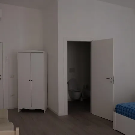 Casa Marina קליארי